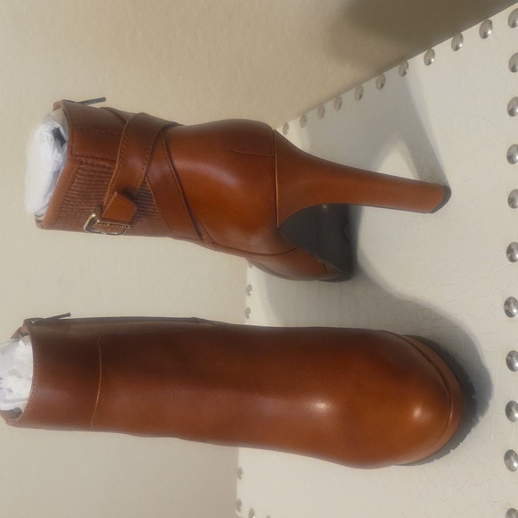 Gianni Bini Tan Ankle Booties - Picture 3 of 4